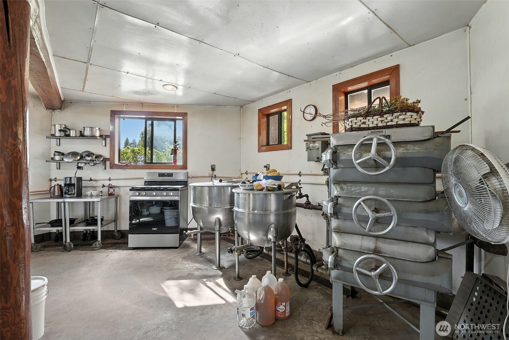 3725 Vineyard Way Kettle Falls, WA 99141 - Photo 17 of 40 a view of a storage & utility room