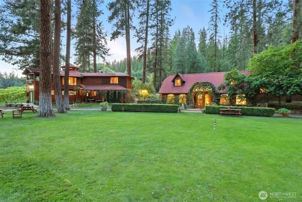 $1,500,000 | 3725 Vineyard Way, Kettle Falls, WA 99141