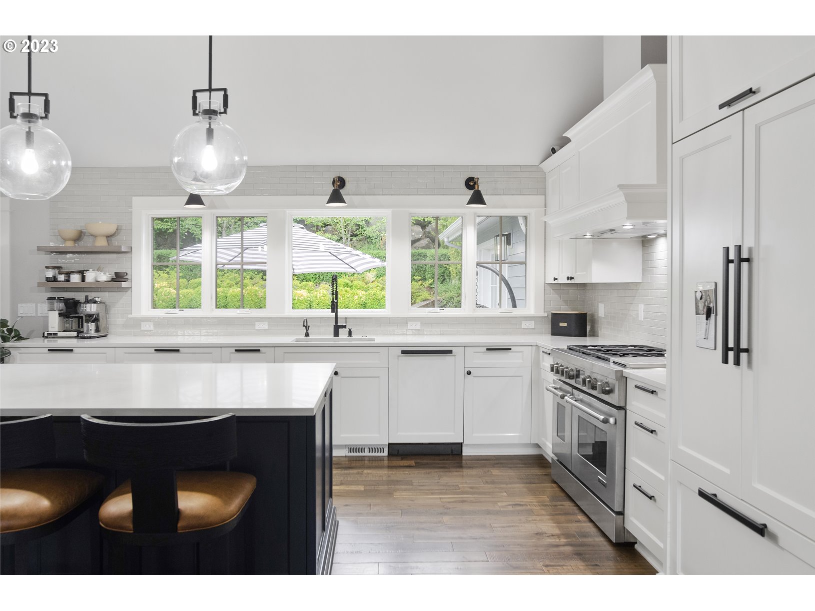 7975 Southwest Westgate Way Portland, OR 97225 - Photo 8 of 44 Kitchen