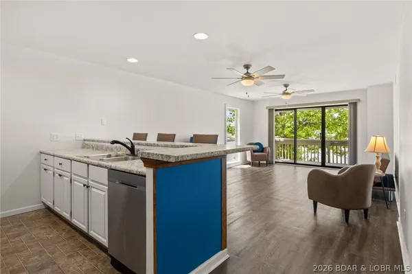 $349,900 | 6570 Pelican Drive, Unit 307, Osage Beach, MO 65065
