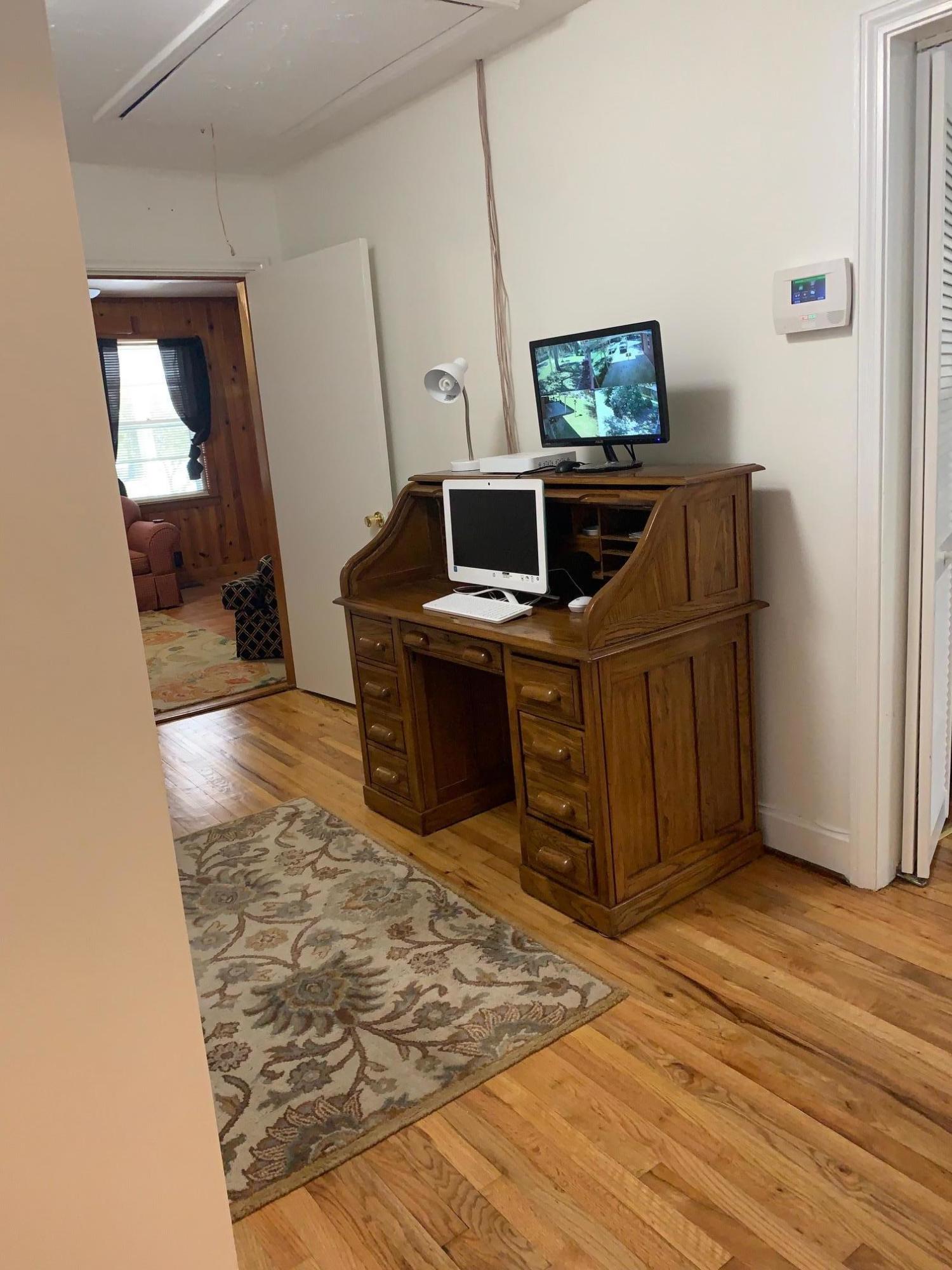 152 County Rd S-45-139 Kingstree, SC 29556 - Photo 11 of 17 Hall/Office Area