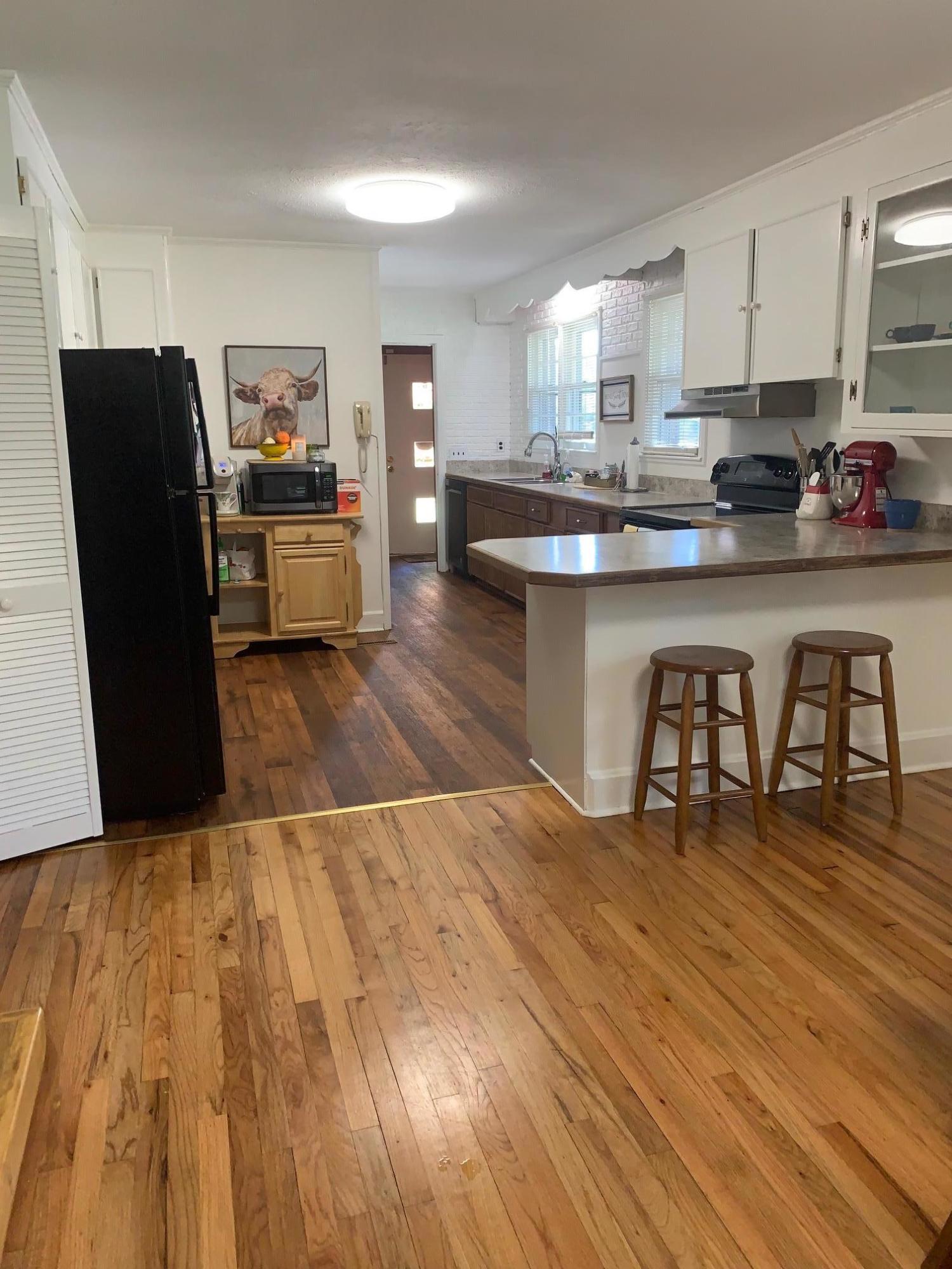 152 County Rd S-45-139 Kingstree, SC 29556 - Photo 5 of 17 Kitchen