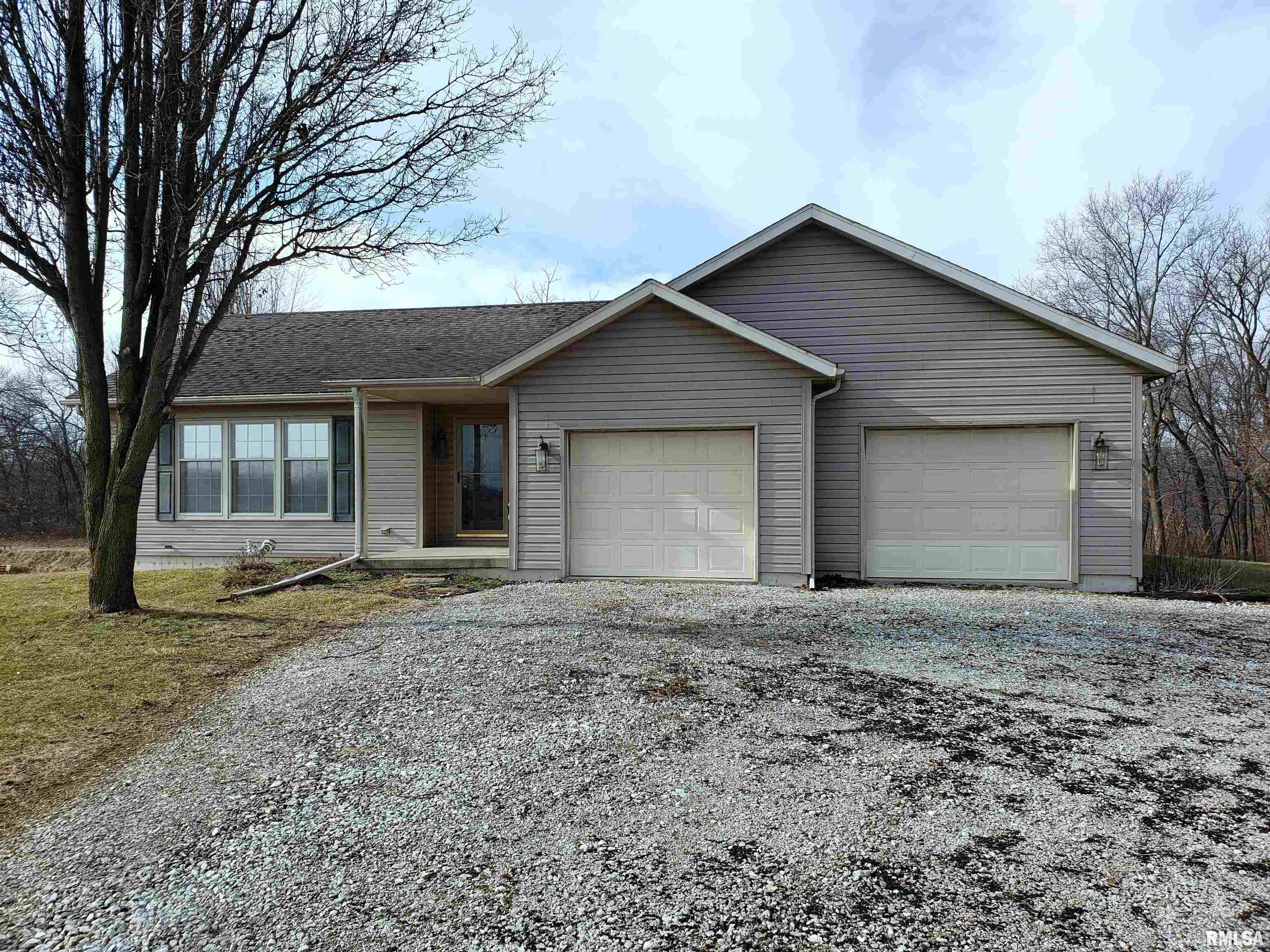 7370 Sugar Grove Road Rushville, IL 62681 - Photo 1 of 2 Gallery Image 1
