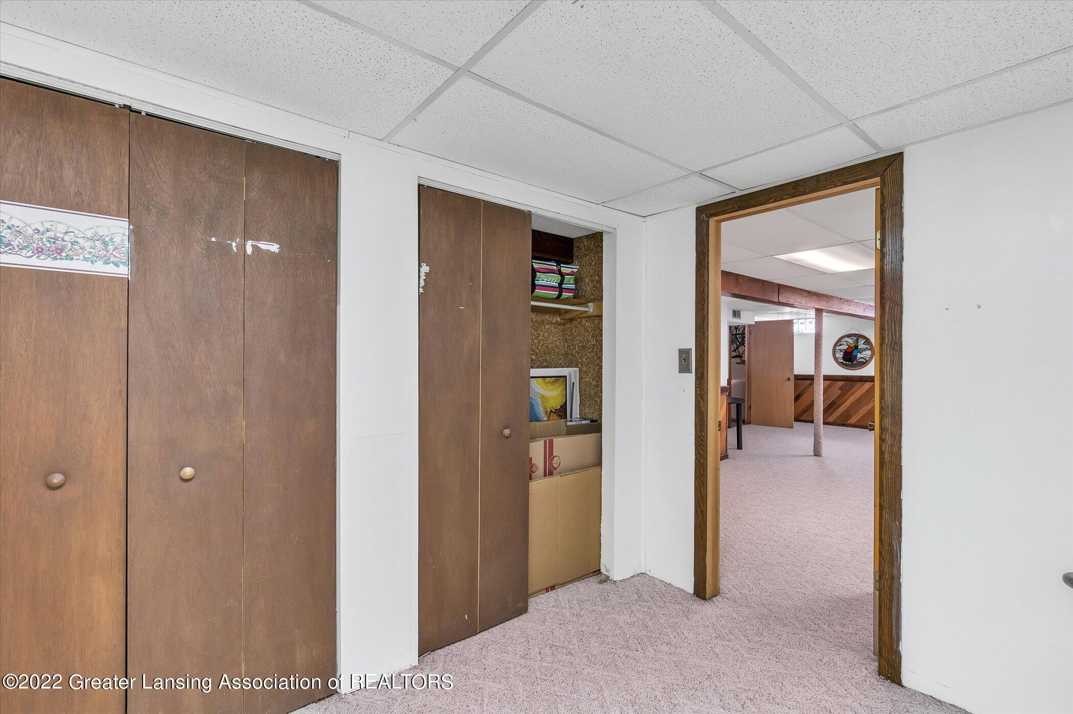 3129 Sunderland Road Lansing, MI 48911 - Photo 26 of 38 26-3129-Sunderland-Rd-WindowStill-Real-E