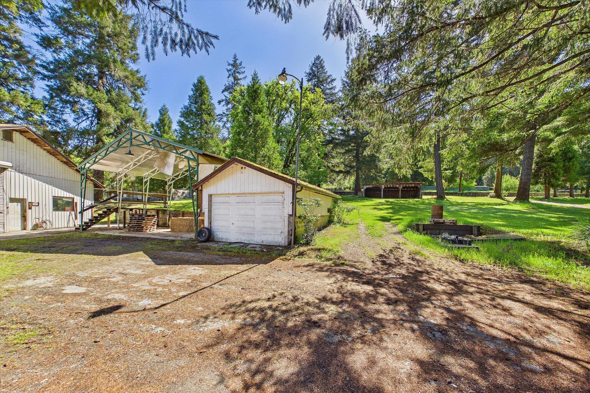 1490 Red Cap Road Orleans, CA 95556 - Photo 60 of 71