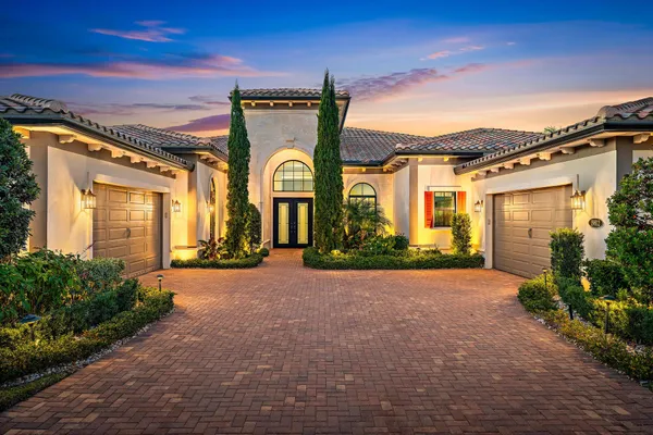 $4,250,000 | 19812 Southeast Water Grass Drive, Jupiter, FL 33458