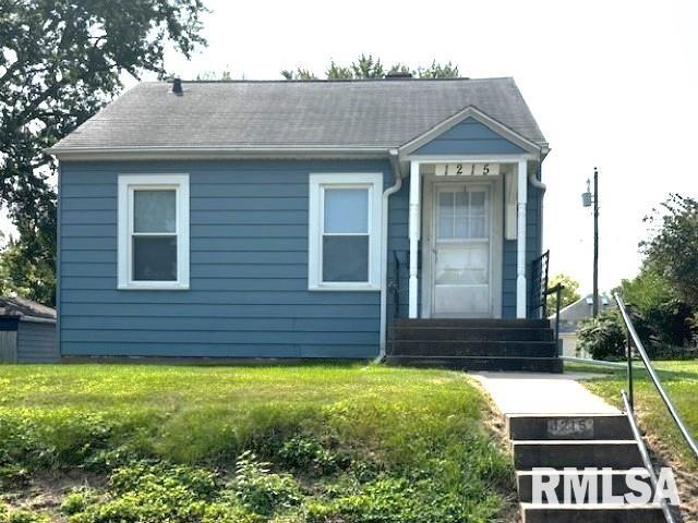 1215 East Central Park Ave  