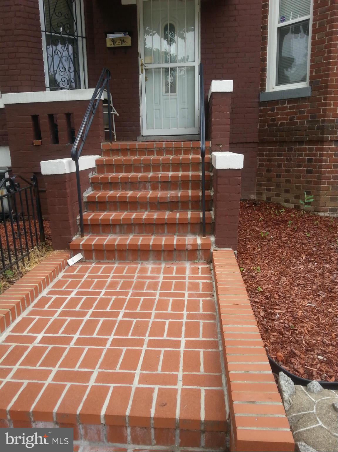 921 L Street Northeast Washington, DC 20002 - Photo 3 of 3 Exterior (General)