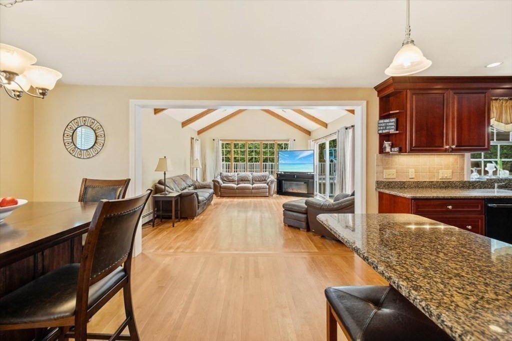 38 Lawndale Road Stoneham, MA 02180 - Photo 13 of 42 Gallery Image 13