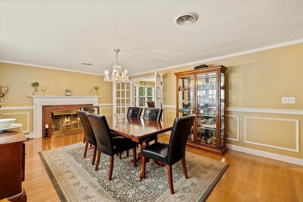 38 Lawndale Road Stoneham, MA 02180 - Photo 19 of 42 Gallery Image 19