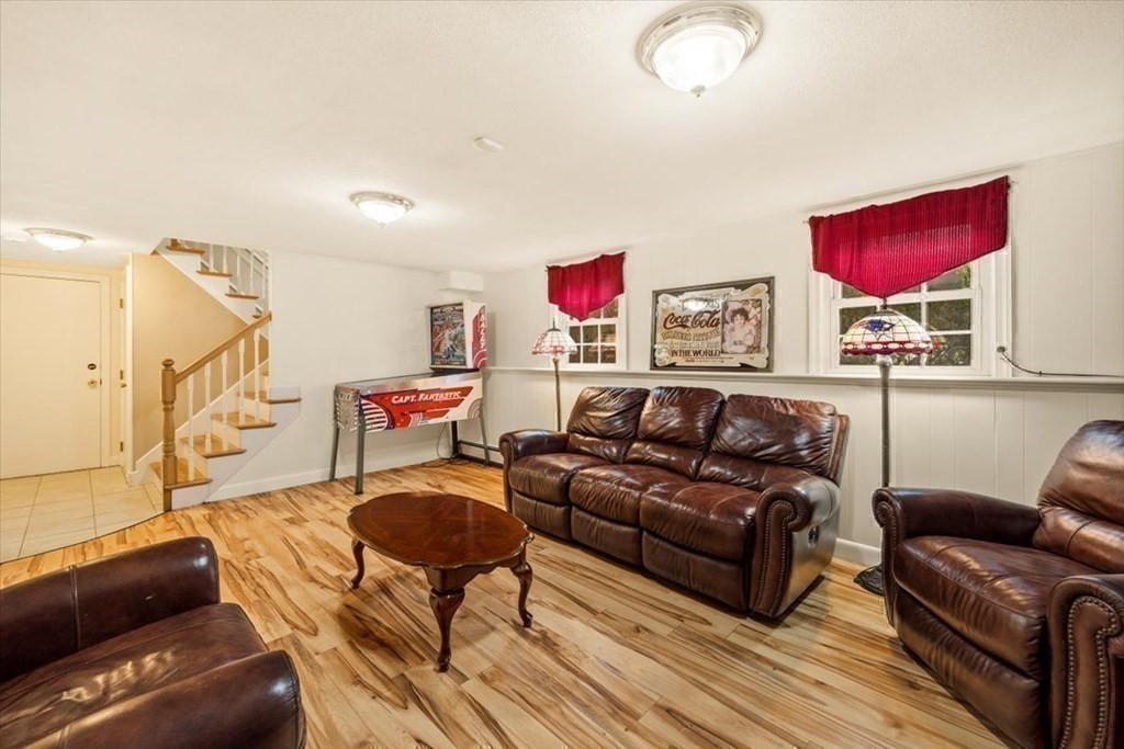 38 Lawndale Road Stoneham, MA 02180 - Photo 33 of 42 Gallery Image 33