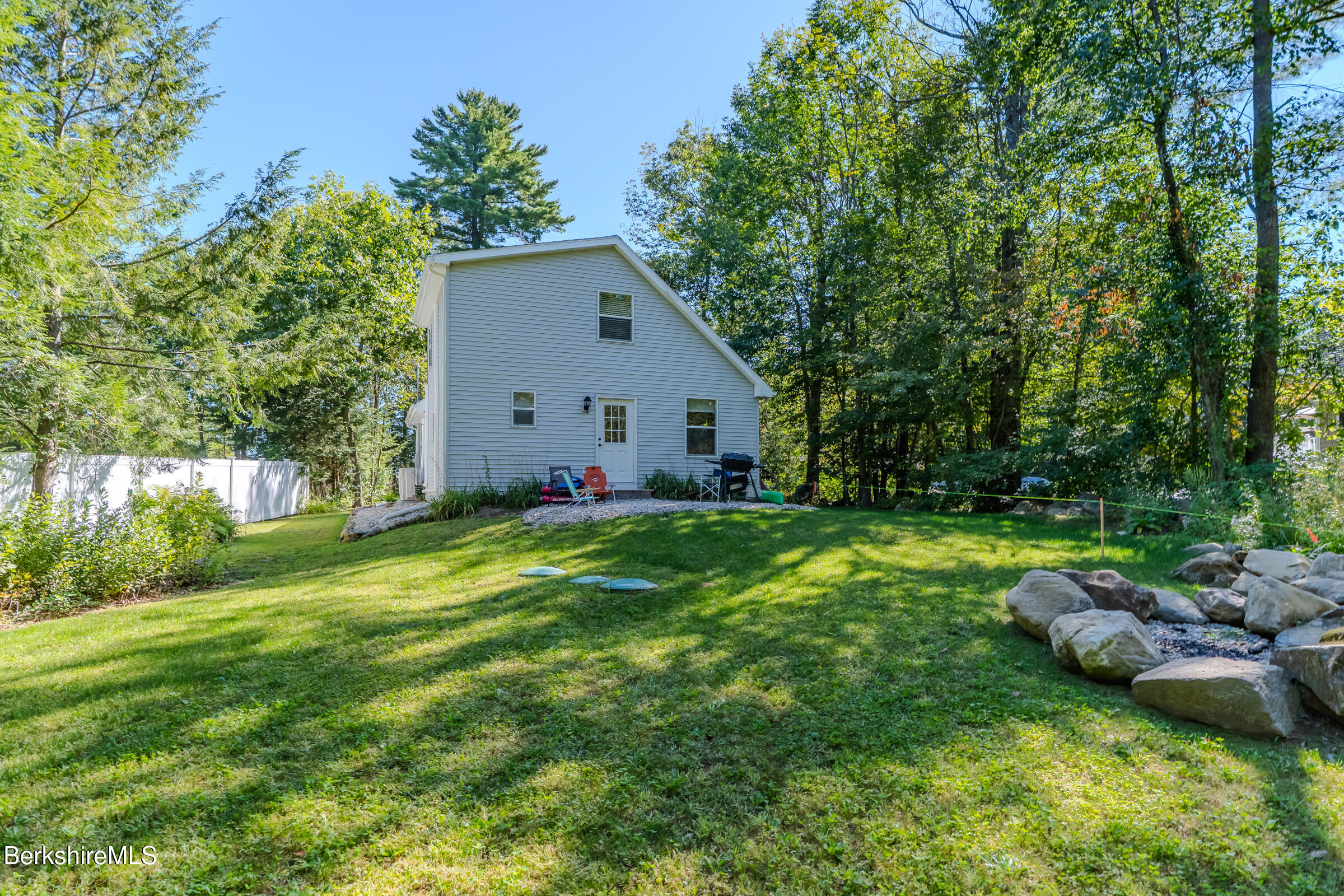 454 Pine Road Otis, MA 01253 - Photo 7 of 37 454 Pine-7
