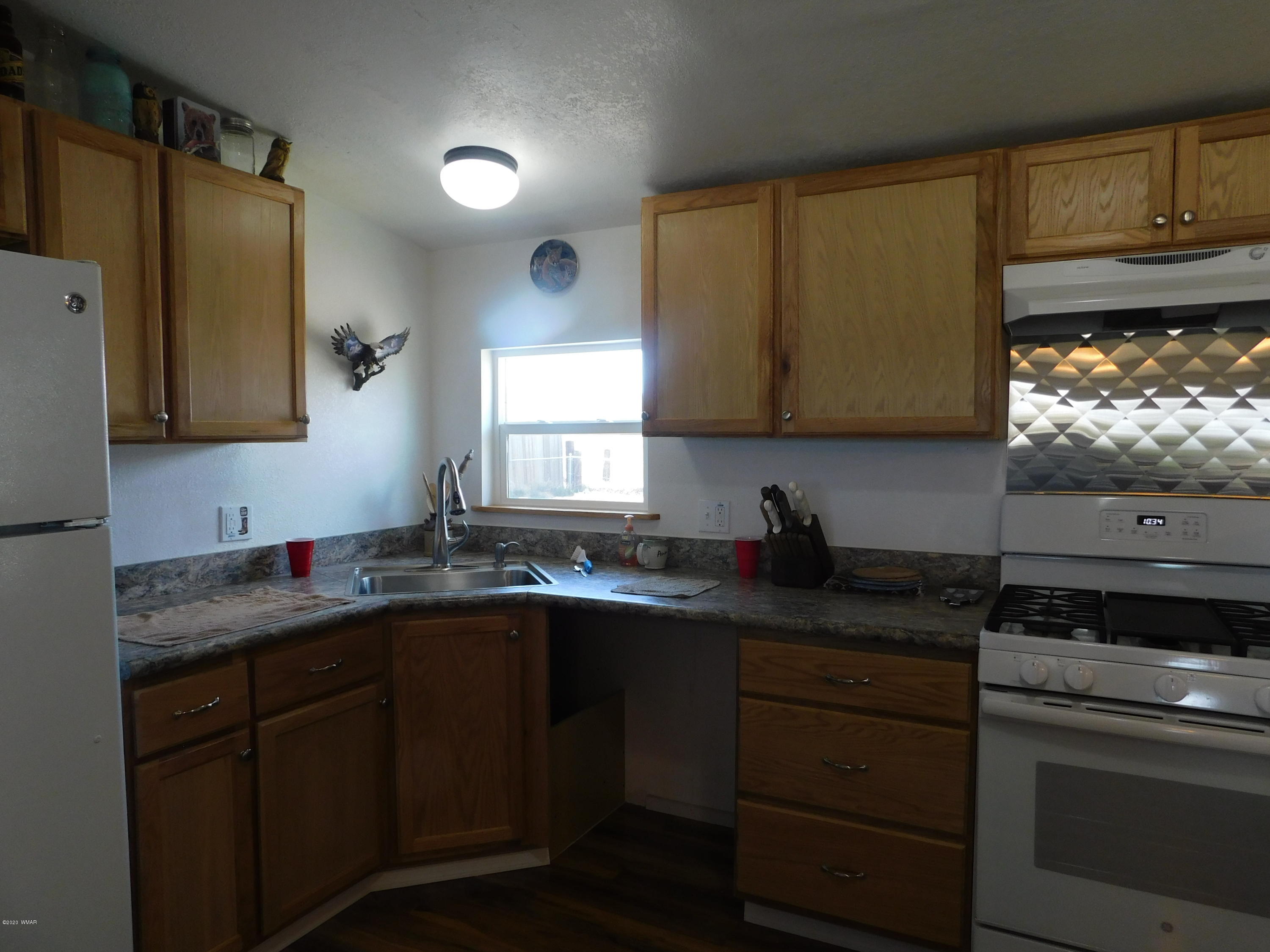 1929 Crystal Lane Springerville, AZ 85938 - Photo 14 of 30