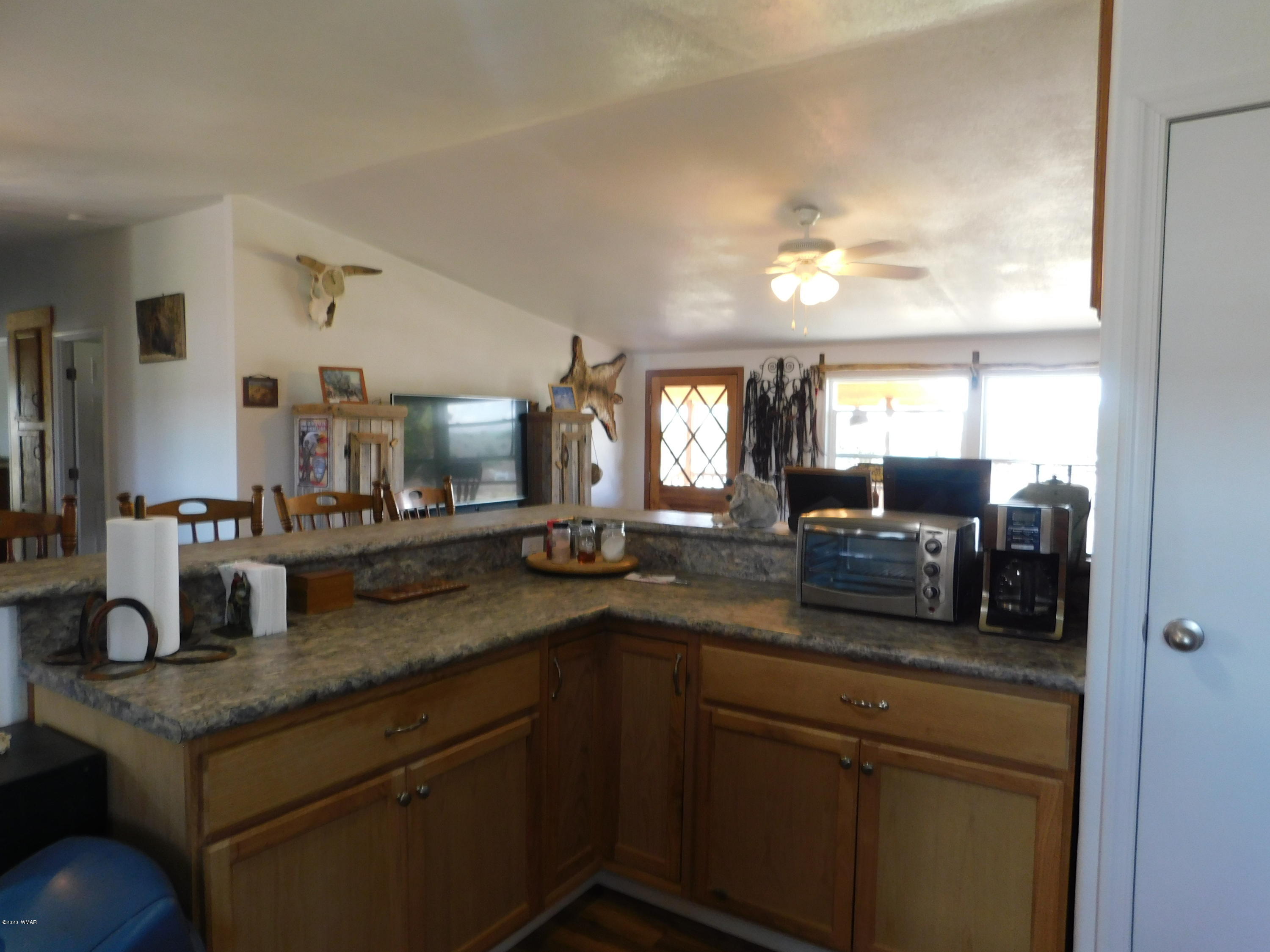 1929 Crystal Lane Springerville, AZ 85938 - Photo 16 of 30