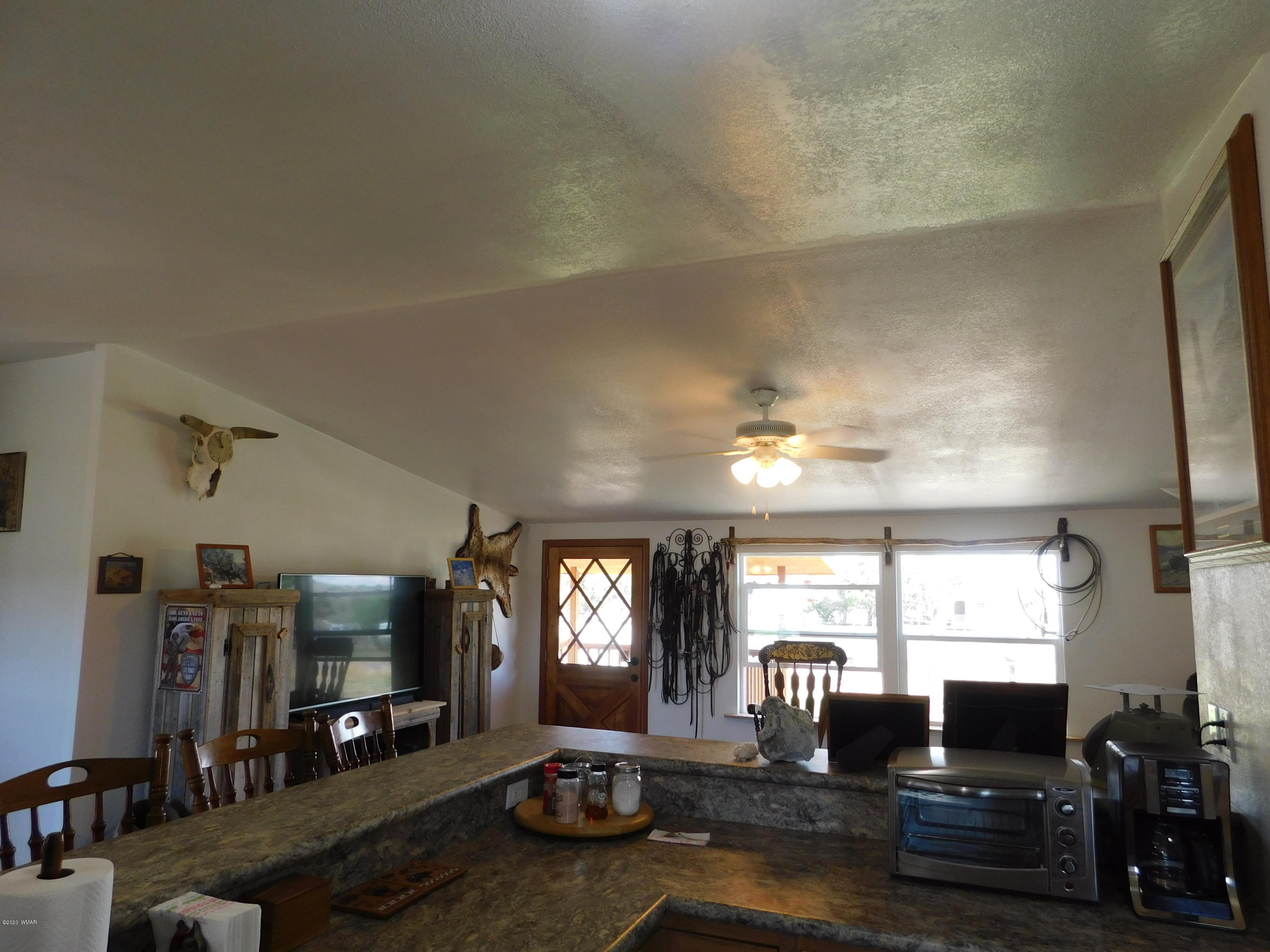 1929 Crystal Lane Springerville, AZ 85938 - Photo 17 of 30