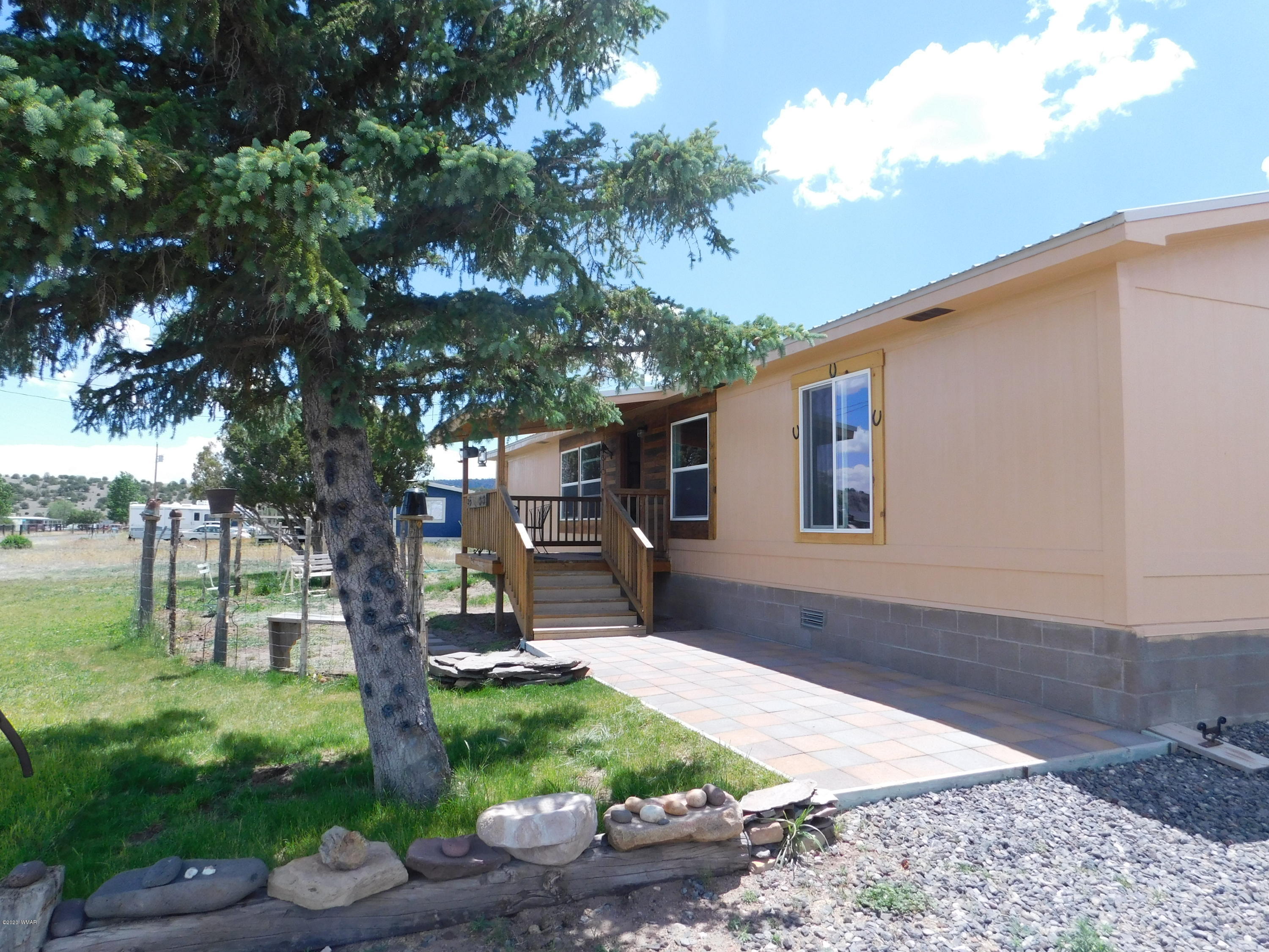 1929 Crystal Lane Springerville, AZ 85938 - Photo 4 of 30