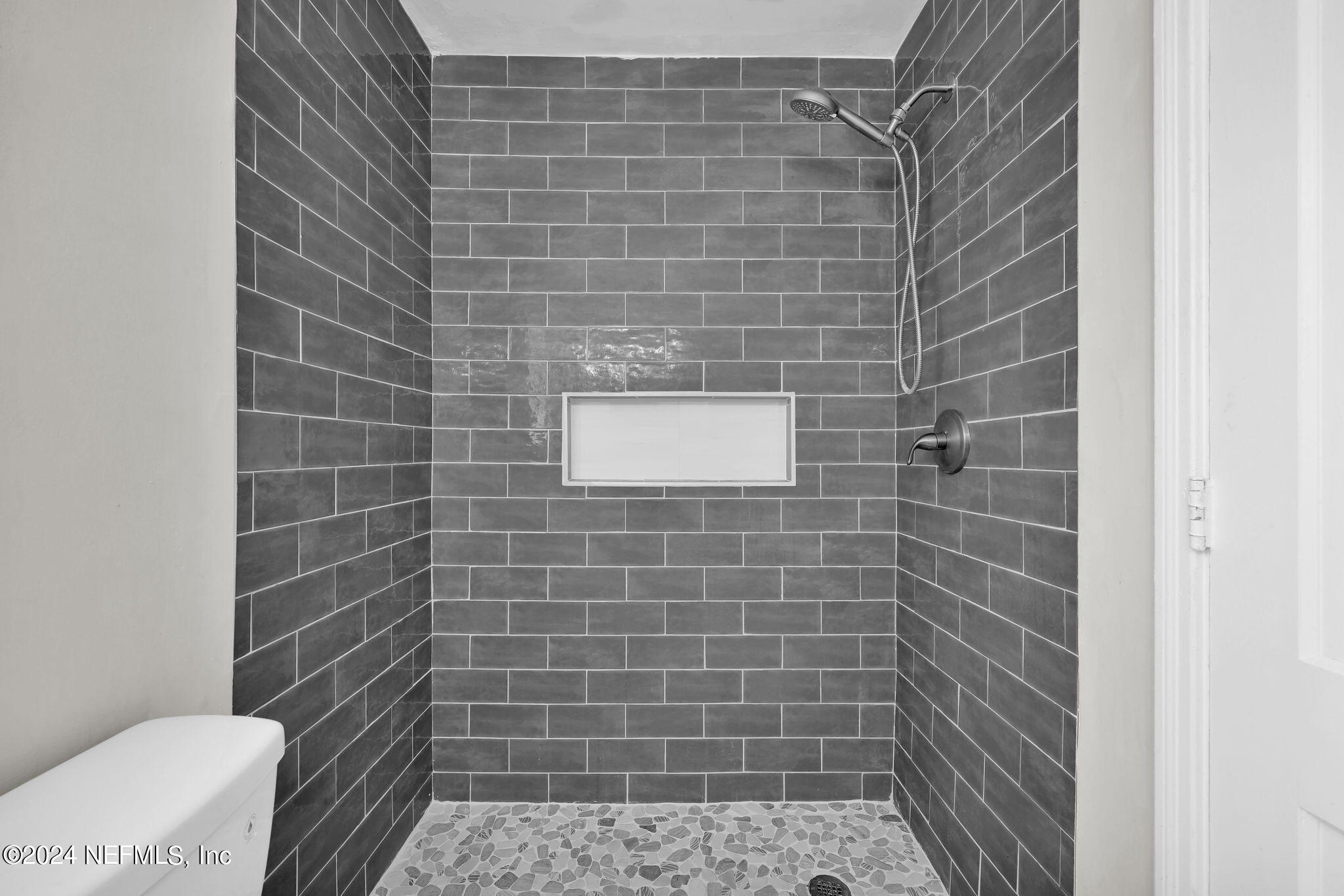 1056 Gunka Road Jacksonville, FL 32216 - Photo 25 of 34 24-web-or-mls-1056 Gunka Rd_024