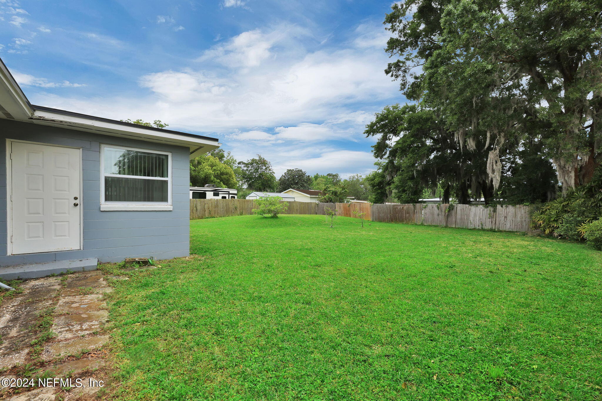 1056 Gunka Road Jacksonville, FL 32216 - Photo 30 of 34 29-web-or-mls-1056 Gunka Rd_029