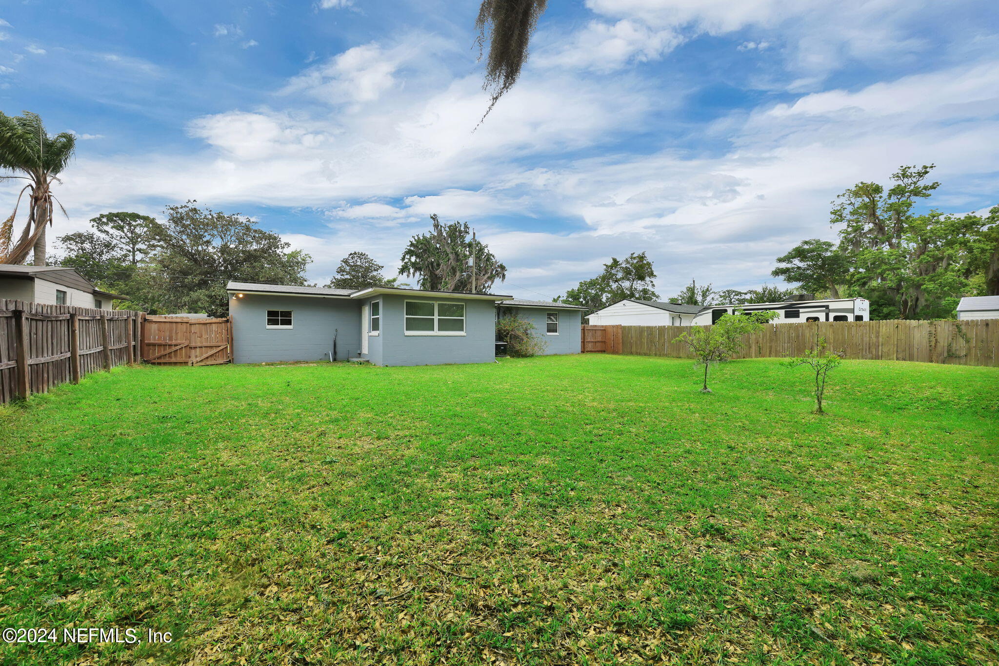 1056 Gunka Road Jacksonville, FL 32216 - Photo 32 of 34 31-web-or-mls-1056 Gunka Rd_031
