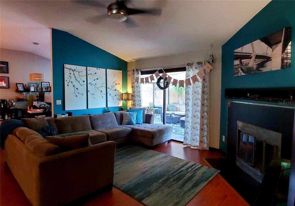 156 Dempsey Way Orlando, FL 32835 - Photo 3 of 12