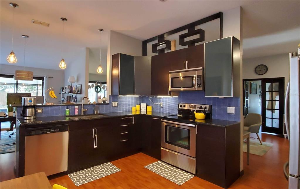 156 Dempsey Way Orlando, FL 32835 - Photo 4 of 12