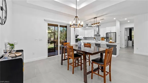 $665,000 | 569 Desoto Boulevard South, Naples, FL 34117