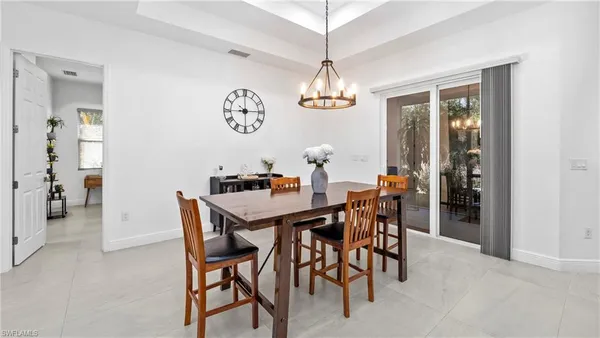 $665,000 | 569 Desoto Boulevard South, Naples, FL 34117