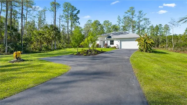 $665,000 | 569 Desoto Boulevard South, Naples, FL 34117