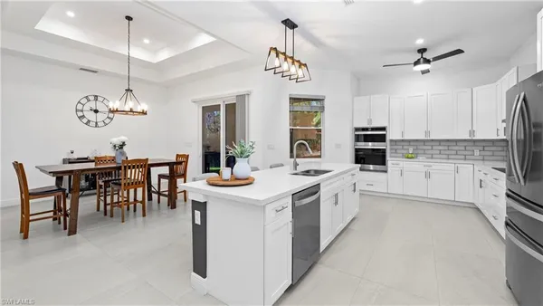 $665,000 | 569 Desoto Boulevard South, Naples, FL 34117