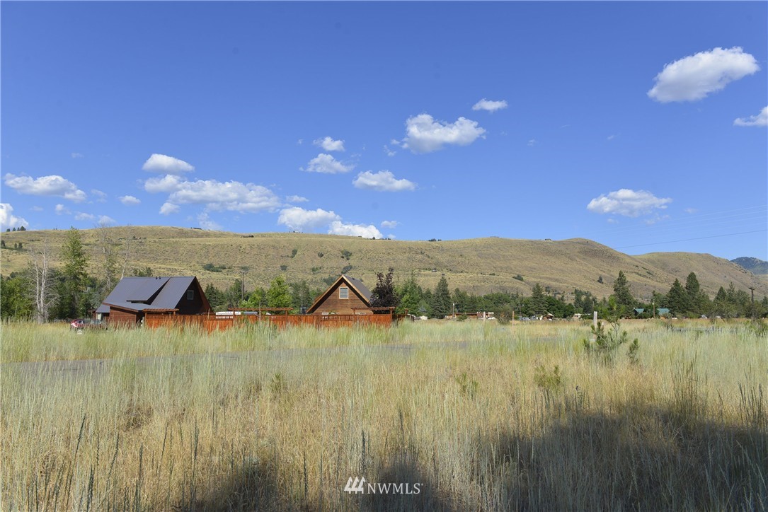 5 Greenwood Road Winthrop, WA 98862 - Photo 7 of 8 Gallery Image 7