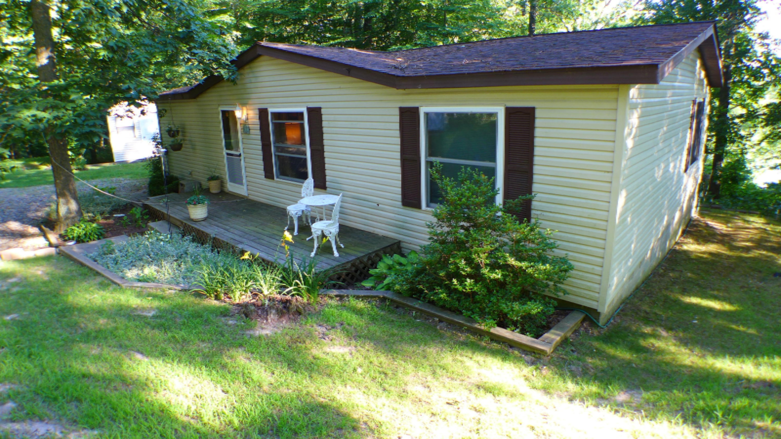 8500 Lammers Road Delton, MI 49046 - Photo 1 of 47 Exterior 8500 S Lammers 001