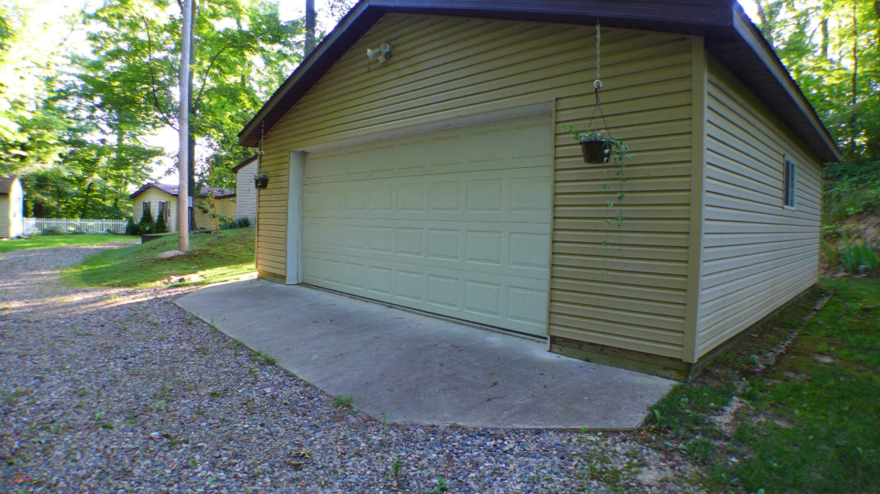 8500 Lammers Road Delton, MI 49046 - Photo 26 of 47 Exterior 8500 S Lammers 012