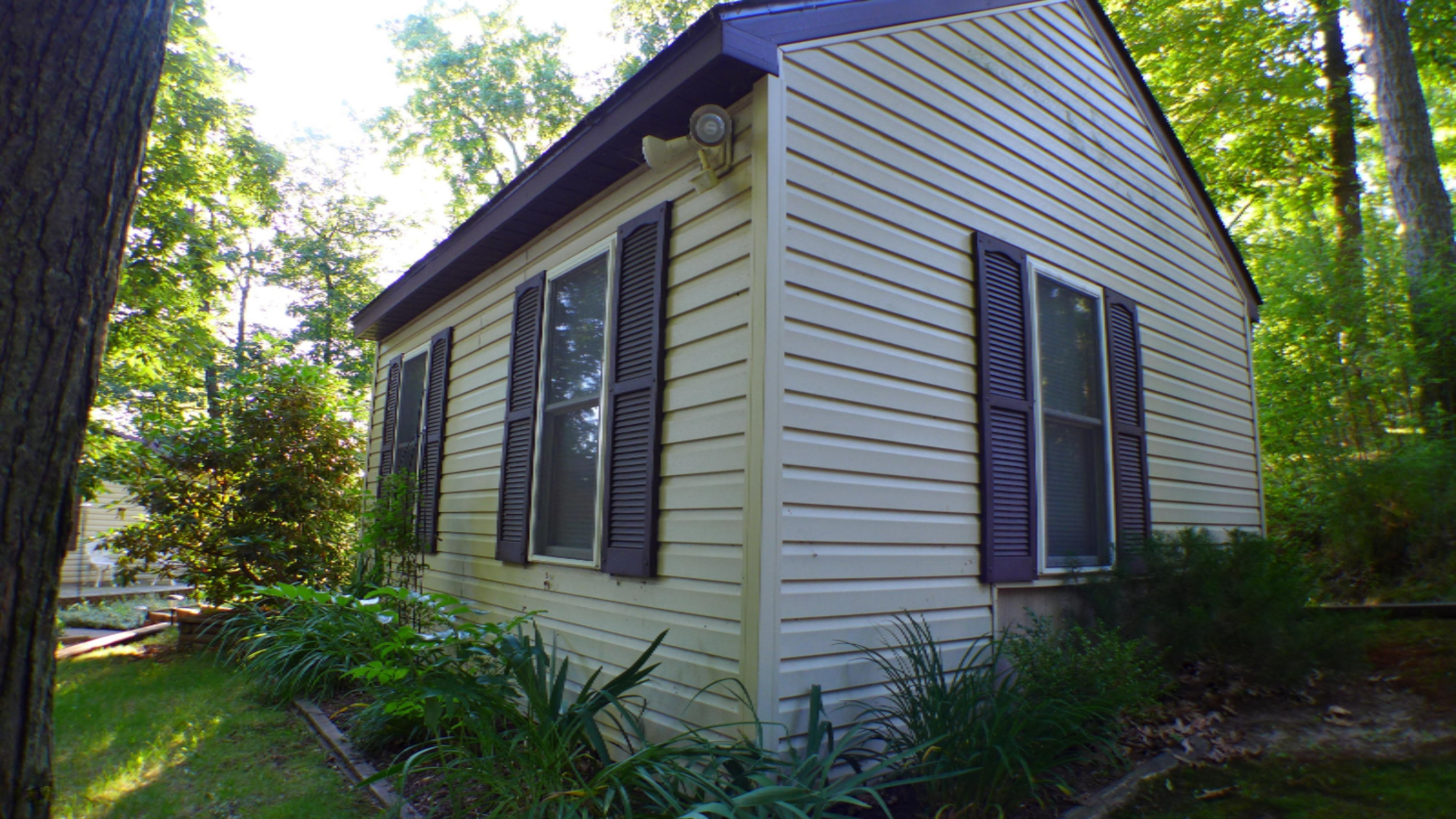 8500 Lammers Road Delton, MI 49046 - Photo 7 of 47 Exterior 8500 S Lammers 008