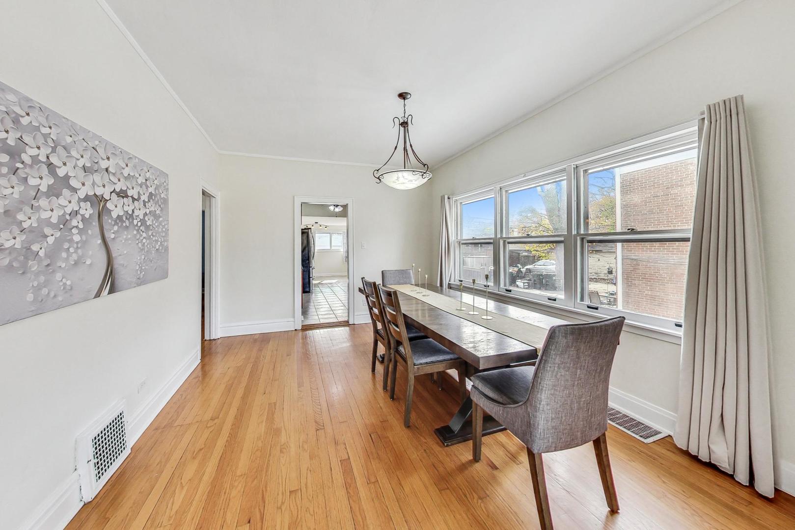 59 East Quincy Street Riverside, IL 60546 - Photo 13 of 45