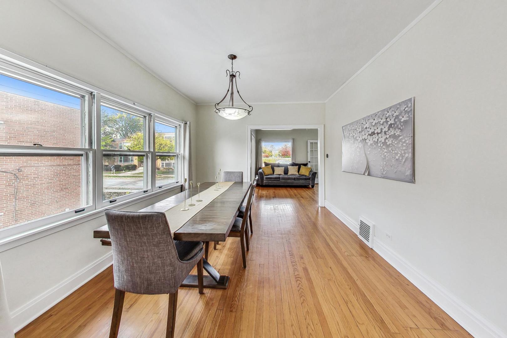 59 East Quincy Street Riverside, IL 60546 - Photo 15 of 45