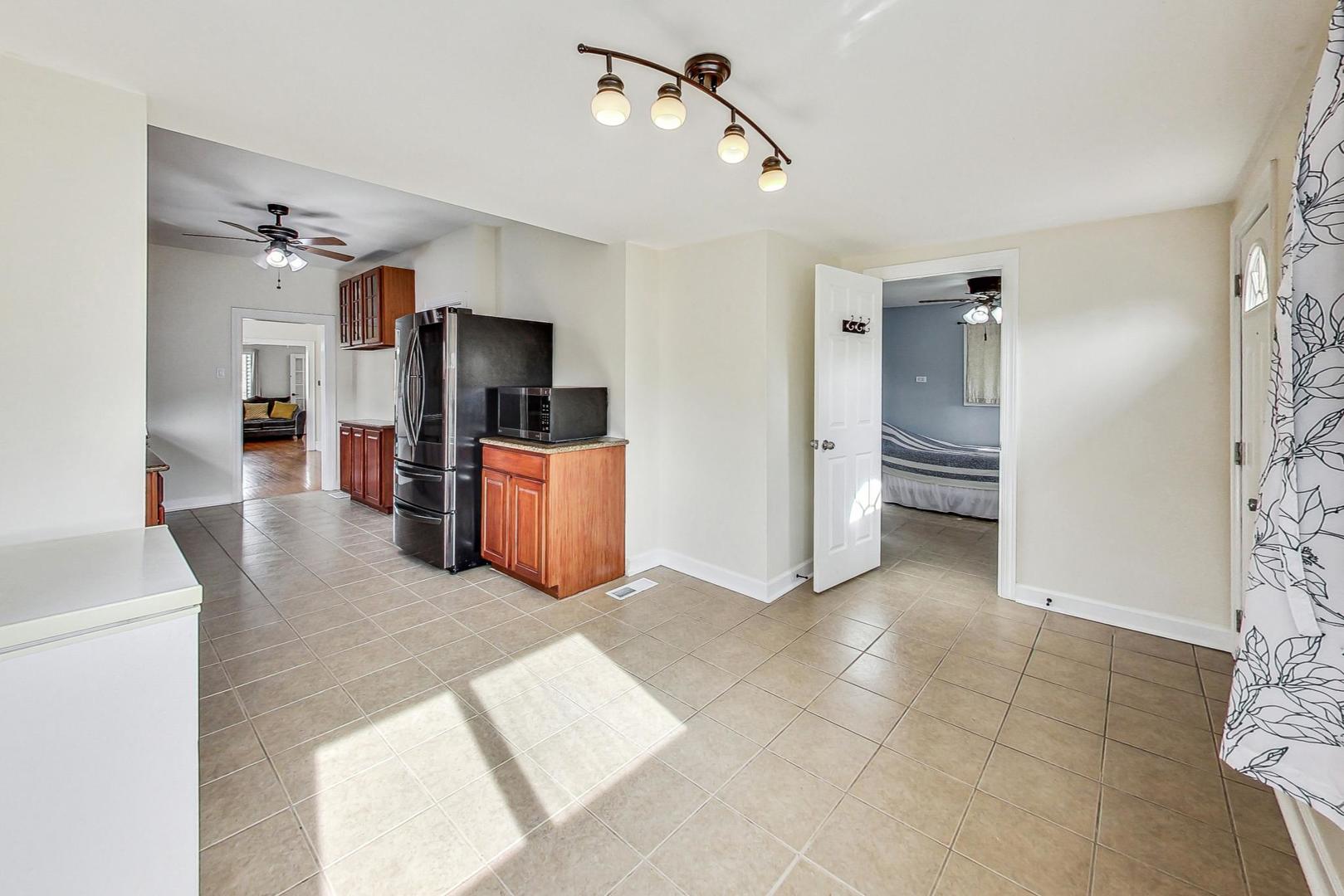 59 East Quincy Street Riverside, IL 60546 - Photo 19 of 45