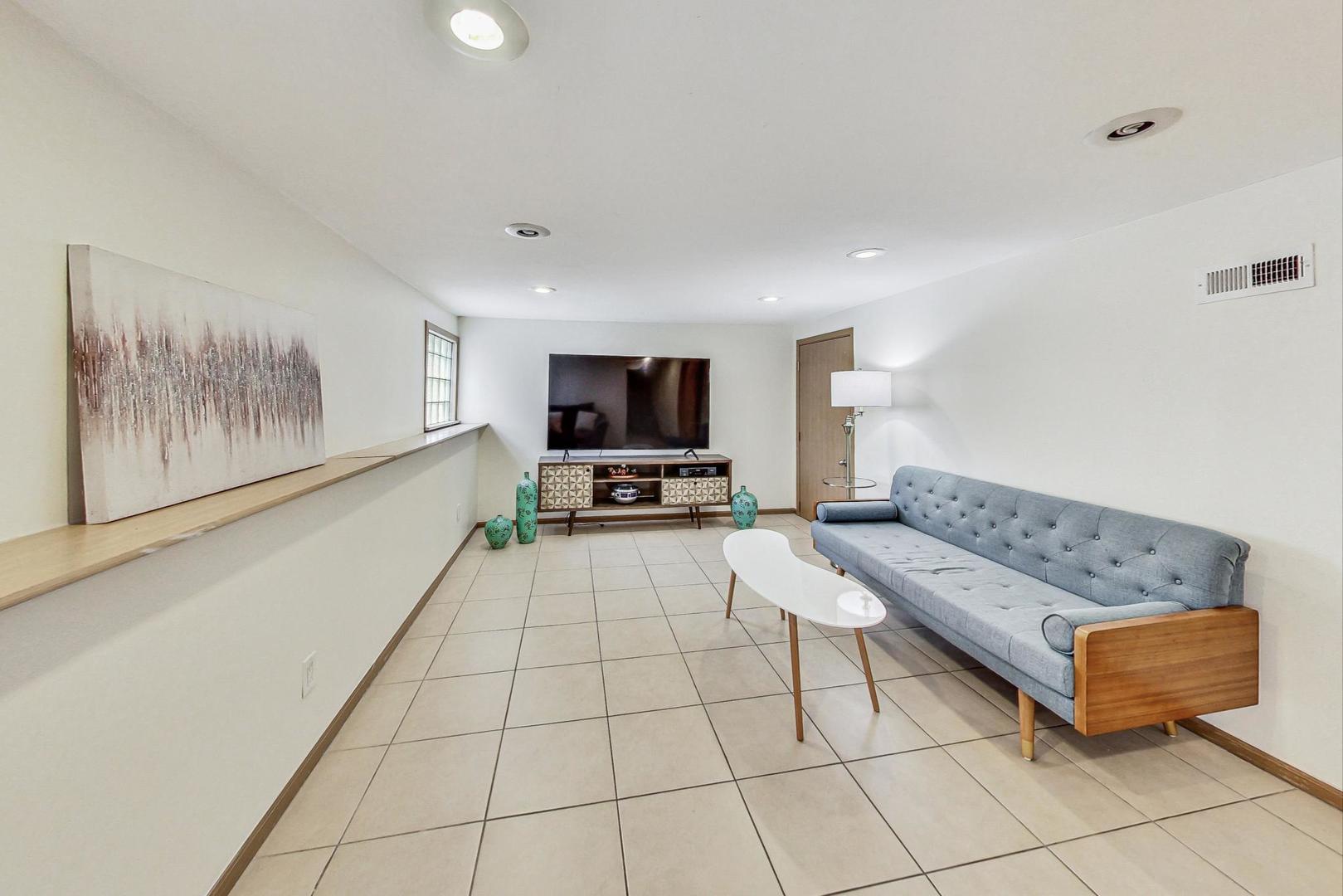 59 East Quincy Street Riverside, IL 60546 - Photo 23 of 45