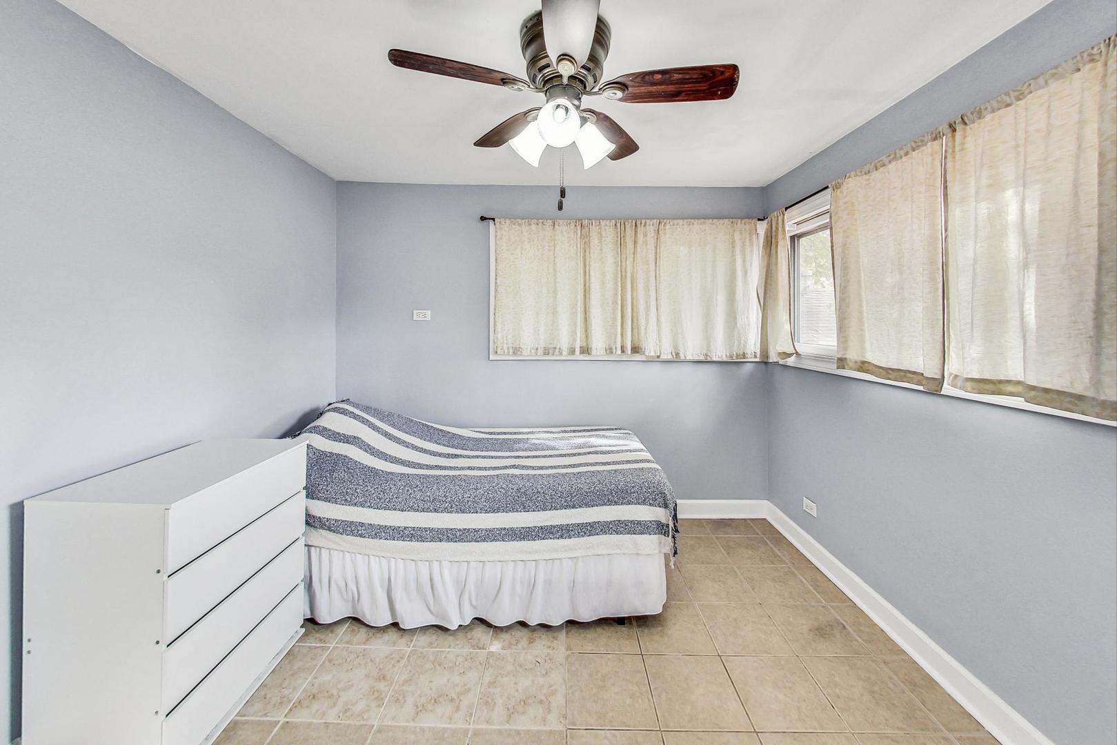 59 East Quincy Street Riverside, IL 60546 - Photo 27 of 45