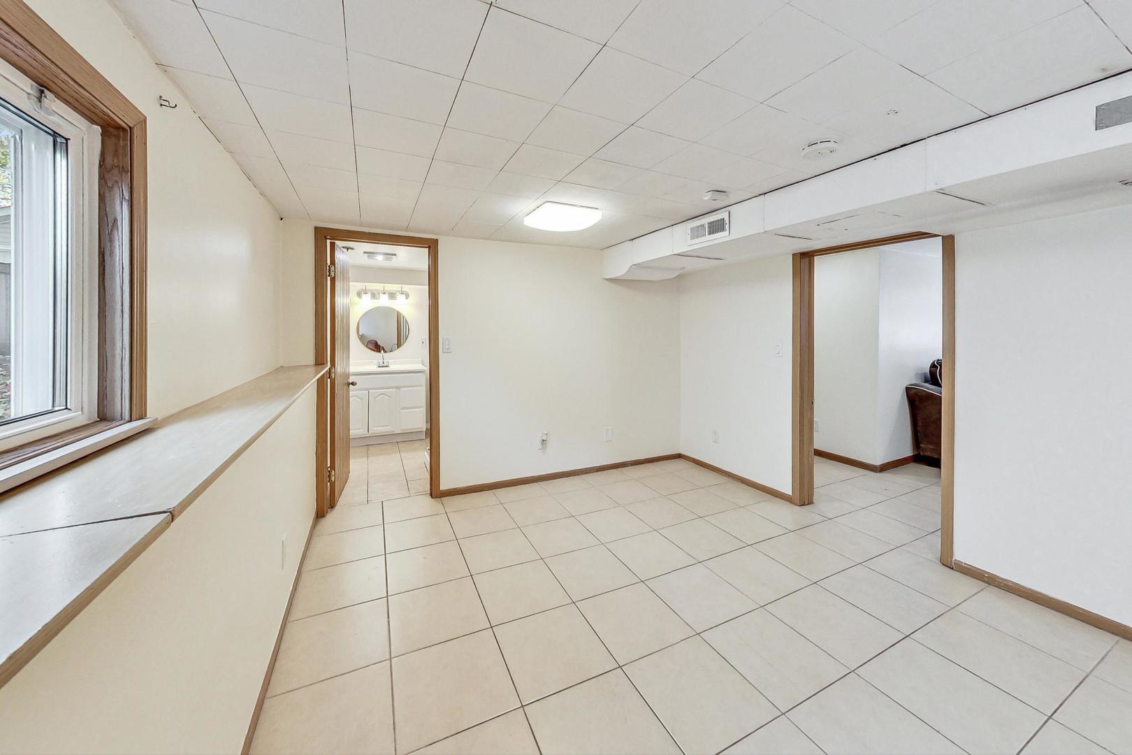 59 East Quincy Street Riverside, IL 60546 - Photo 31 of 45