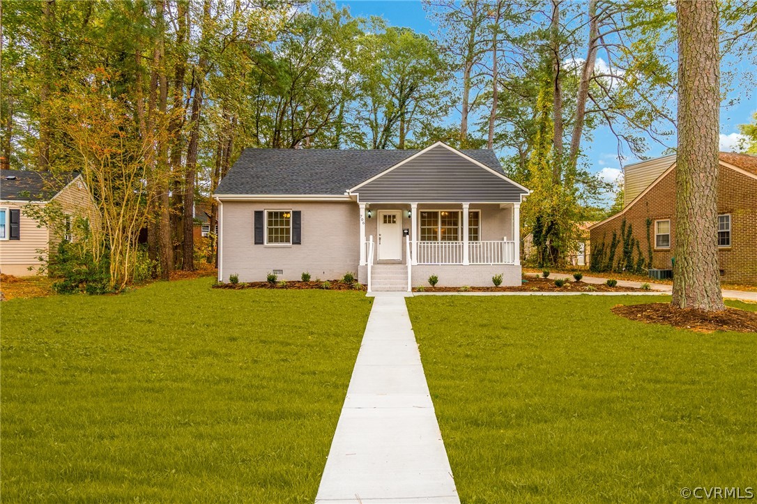706 Hampton Road Petersburg, VA 23805 - Photo 1 of 26 Welcome Home to 706 Hampton Rd.