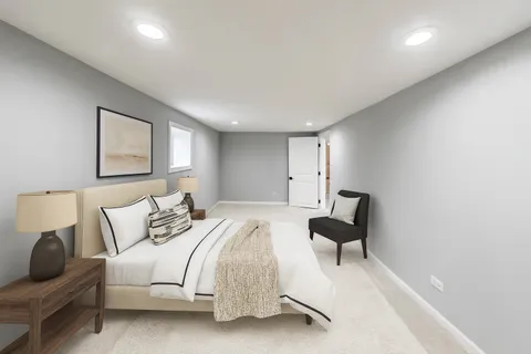 $699,000 | 5716 West Eastwood Avenue, Chicago, IL 60630