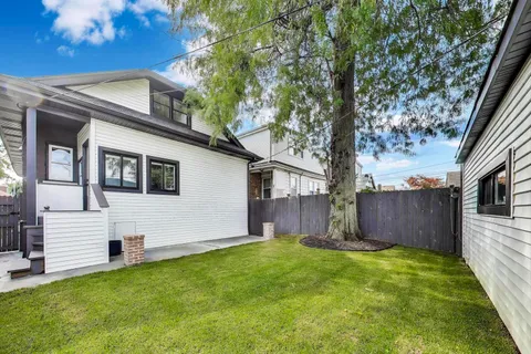 $699,000 | 5716 West Eastwood Avenue, Chicago, IL 60630