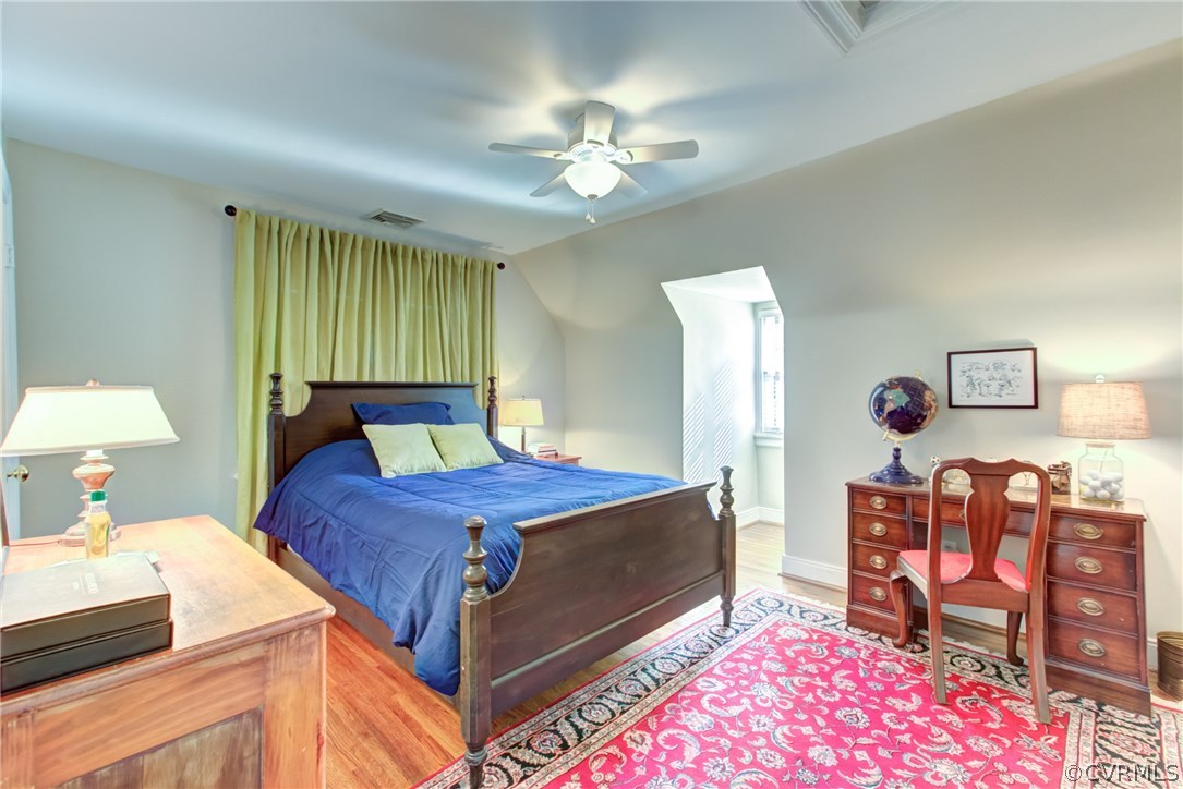 7716 Brookside Road Richmond, VA 23229 - Photo 19 of 27 Second bedroom with 2-inch window blinds, shades,