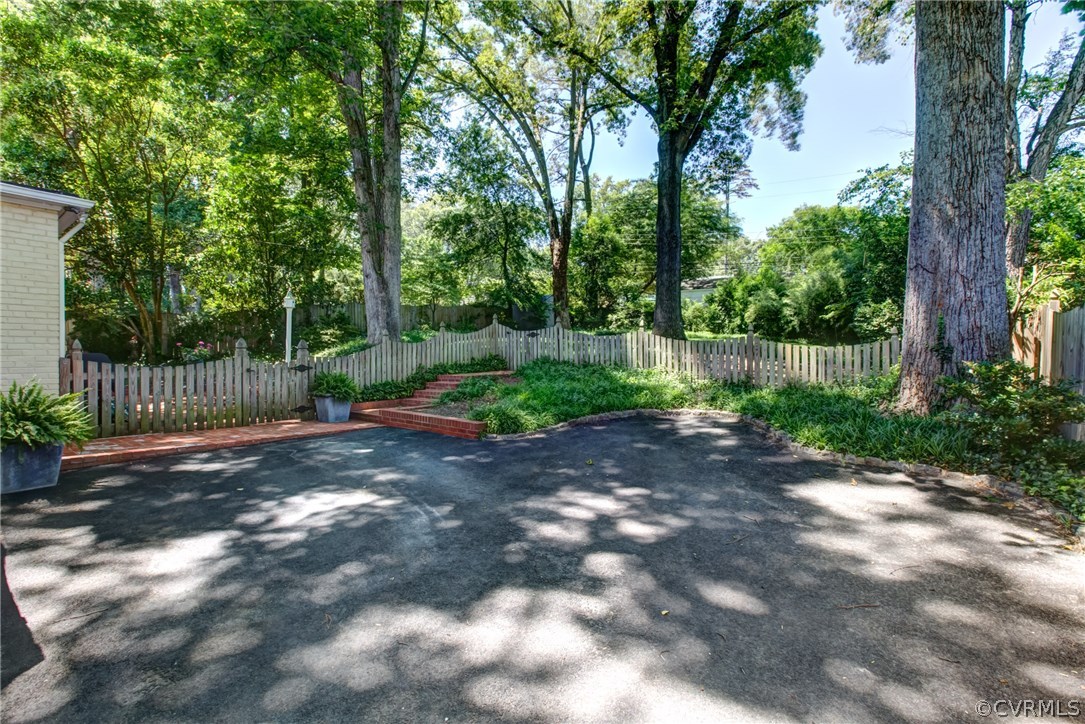 7716 Brookside Road Richmond, VA 23229 - Photo 25 of 27 Parking area steps from the back door