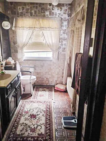 $274,000 | 25998 Hemlock Road, Bevier, MO 63532