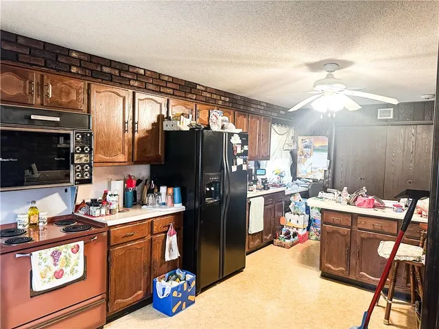 $274,000 | 25998 Hemlock Road, Bevier, MO 63532