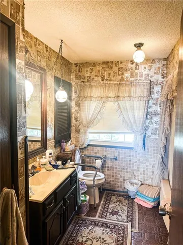 $274,000 | 25998 Hemlock Road, Bevier, MO 63532