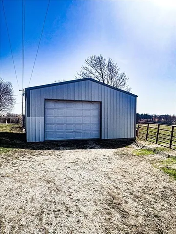 $274,000 | 25998 Hemlock Road, Bevier, MO 63532