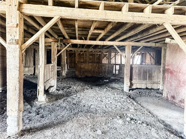 $274,000 | 25998 Hemlock Road, Bevier, MO 63532