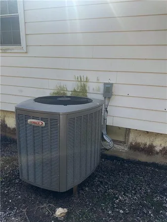 $274,000 | 25998 Hemlock Road, Bevier, MO 63532